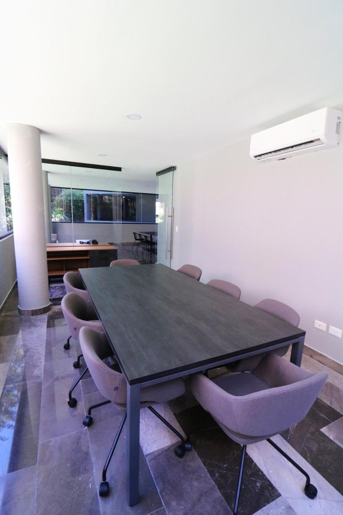Paramar Black 2br - Next Level B *